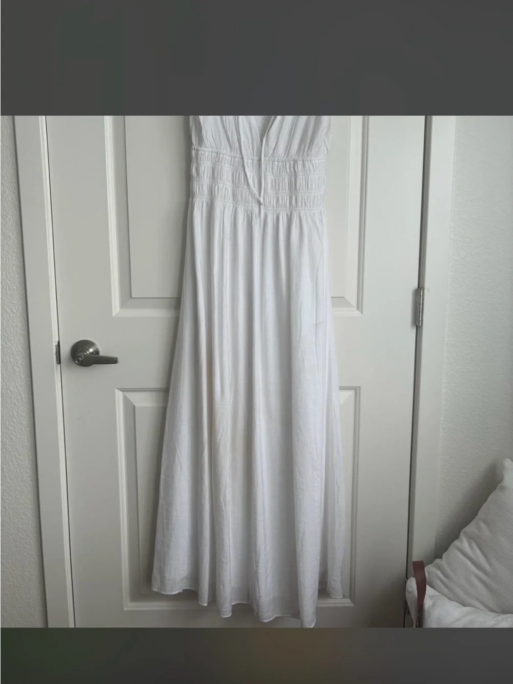 Abercrombie & Fitch White V-Neck Smocked Waist Maxi Dress